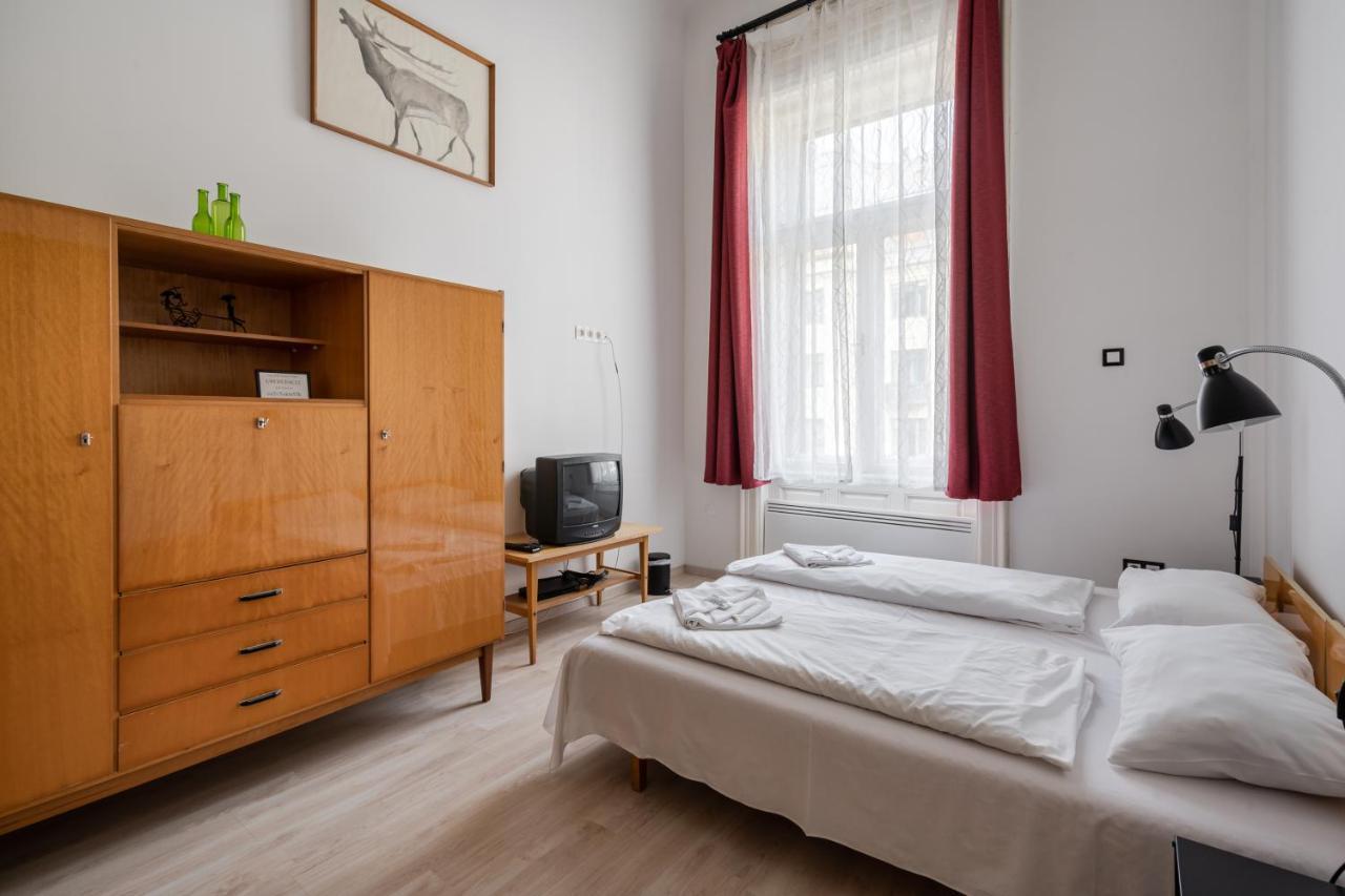 Retro Rebel Mode Apartment Budapest Exterior photo